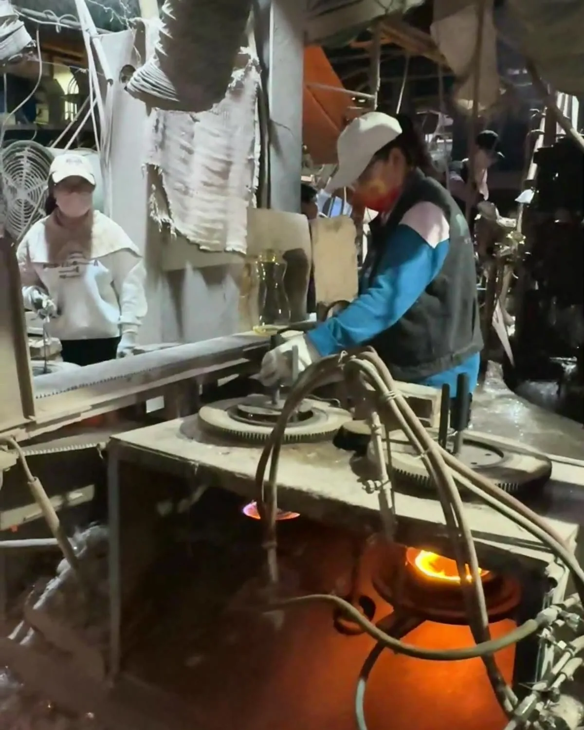 QJYY glassware factory production